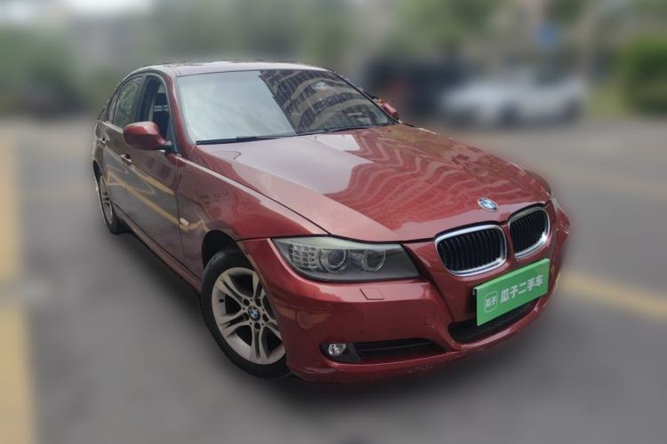 Used BMW 3 Series 2012 318i Leading Model Front Right 45 Deg