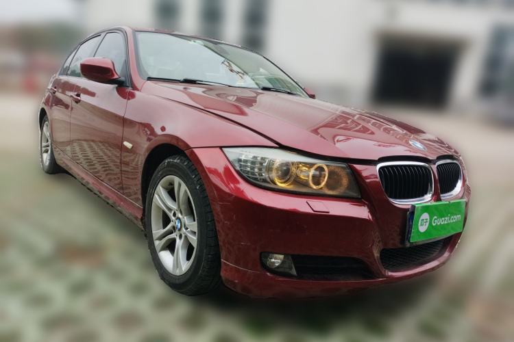 Used BMW 3 Series 2012 318i Leading Model Front Right 45 Deg