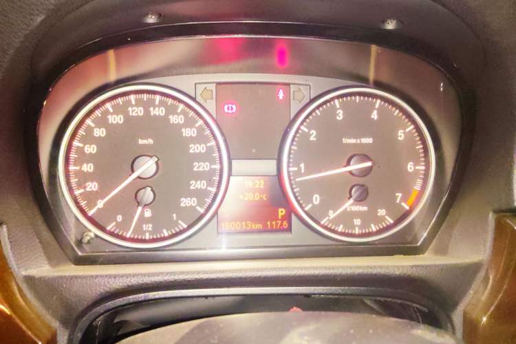 Used BMW 3 Series 2012 320i Sport Edition Instrument Cluster