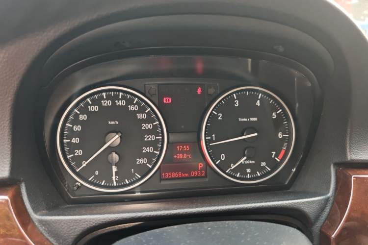 Used BMW 3 Series 2012 320i Sport Edition Instrument Cluster
