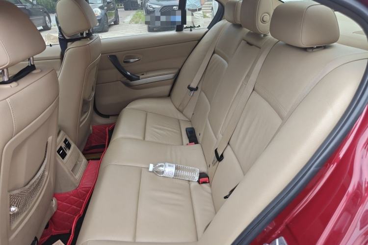 Used BMW 3 Series 2012 320i Luxury Edition Left Rear Seat