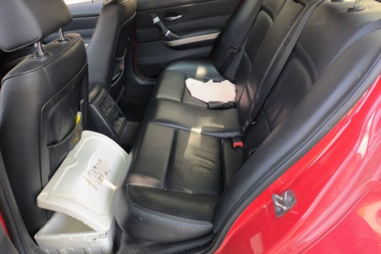 Used BMW 3 Series 2012 320i Luxury Edition Left Rear Seat