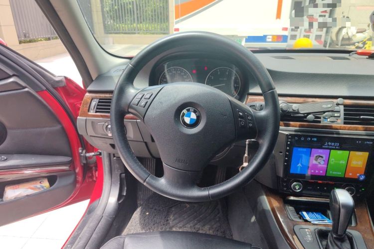 Used BMW 3 Series 2012 320i Sport Edition Steering Wheel