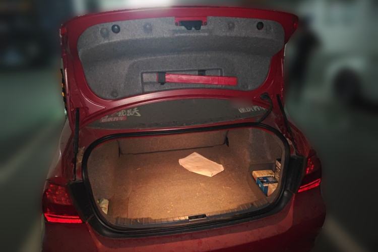 Used BMW 3 Series 2012 320i Luxury Edition Trunk