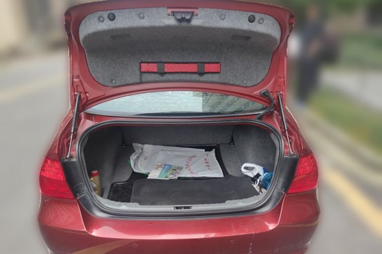Used BMW 3 Series 2012 318i Leading Model Trunk