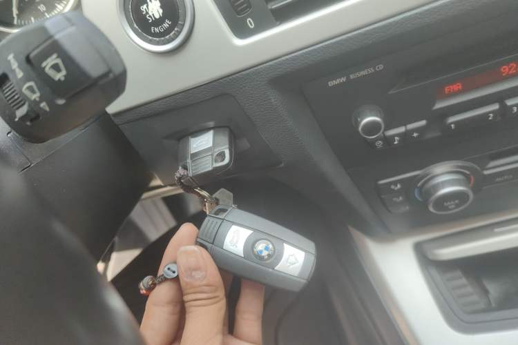 Used BMW 3 Series 2012 318i Leading Model Vehicle Key