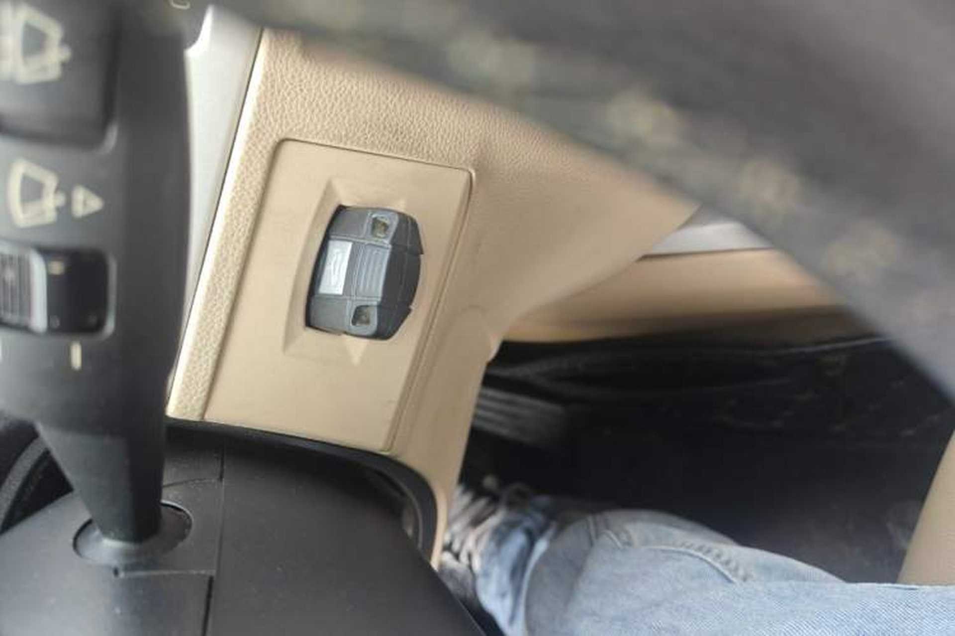 Used BMW 3 Series 2012 318i Leading Model Vehicle Key