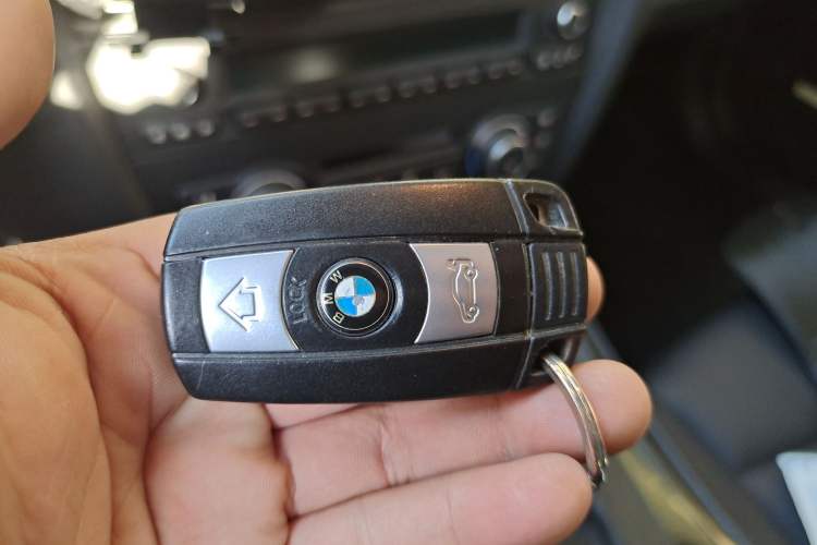 Used BMW 3 Series 2012 318i Leading Model Vehicle Key