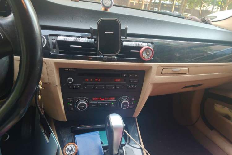 Used BMW 3 Series 2012 318i Leading Model Audio And AC Panel