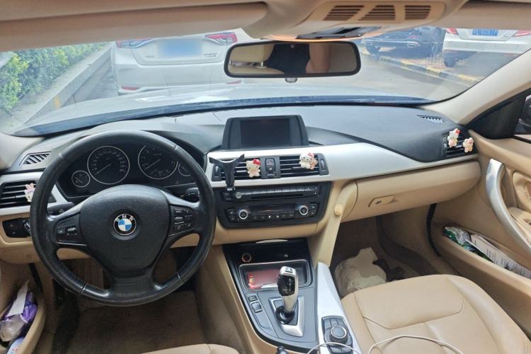 Used BMW 3 Series  Center Console