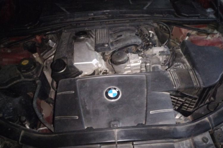 Used BMW 3 Series 2012 318i Leading Model Engine Bay
