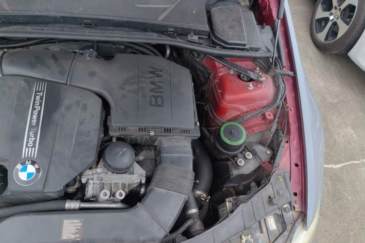 Used BMW 3 Series 2012 335i Engine Bay Left