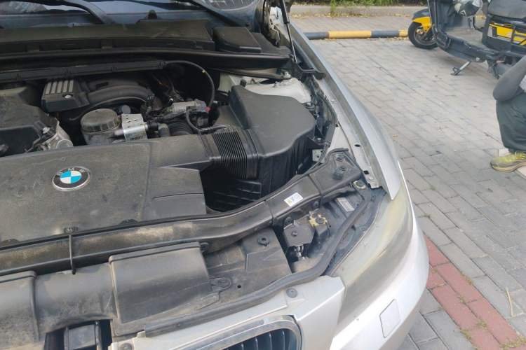 Used BMW 3 Series 2012 318i Leading Model Engine Bay Left