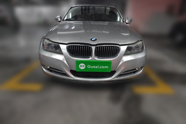 Used BMW 3 Series 2012 320i Luxury Edition Front