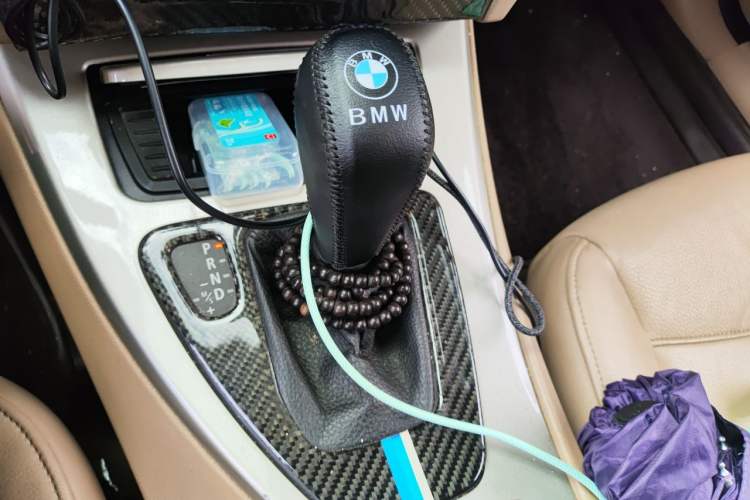 Used BMW 3 Series 2012 320i Luxury Edition Gear Lever