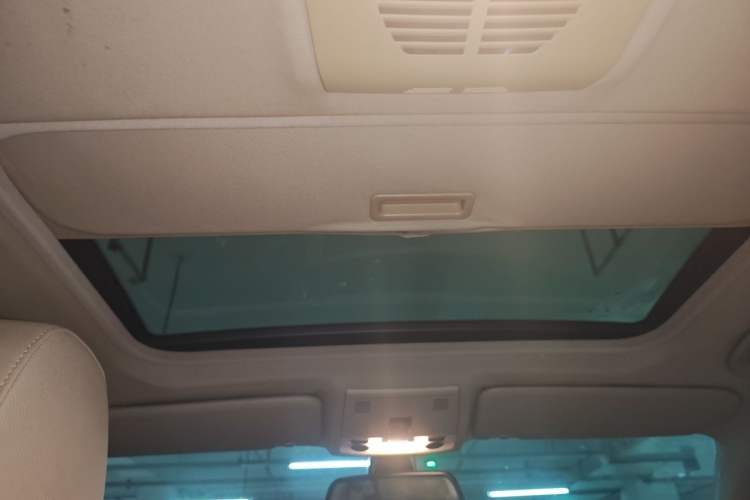 Used BMW 3 Series 2012 318i Leading Model Headliner