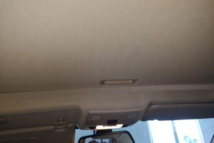 Used BMW 3 Series 2012 318i Leading Model Headliner