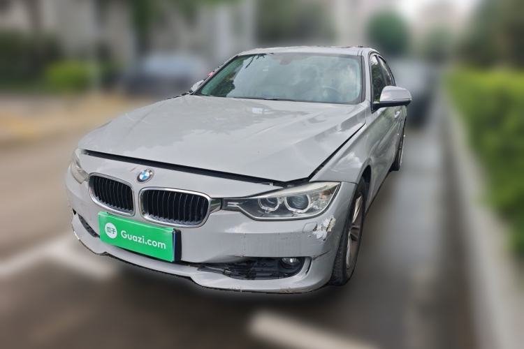 Used BMW 3 Series 2012 BMW 3 Series 320i, 2.0-liter gasoline Guazi used car, China used car export, Used car for sale, Used cars, Cheapest cars for sale