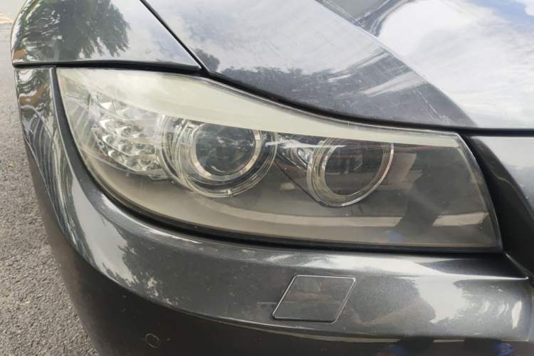 Used BMW 3 Series 2012 320i Luxury Edition Right Front Headlight