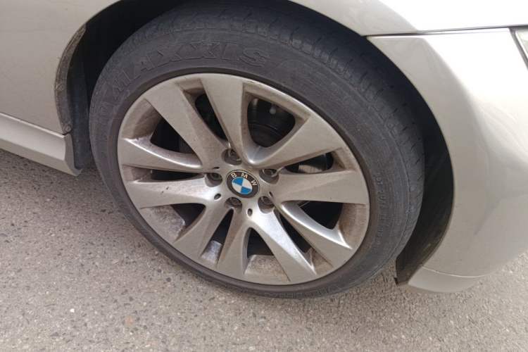 Used BMW 3 Series 2012 320i Luxury Edition Right Front Wheel Hub