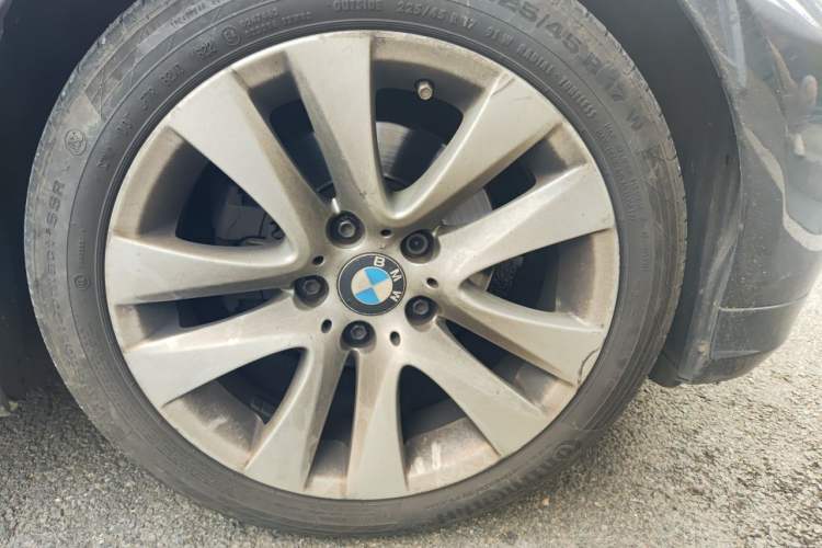 Used BMW 3 Series 2012 320i Luxury Edition Right Front Wheel Hub