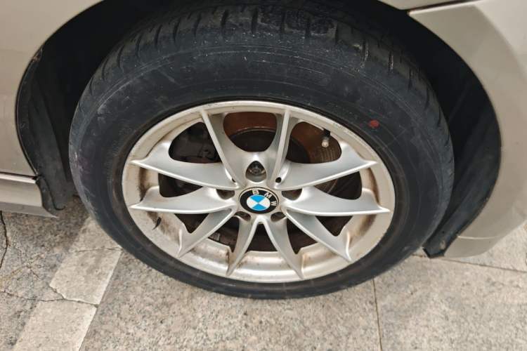 Used BMW 3 Series 2012 318i Leading Model Right Front Wheel Hub