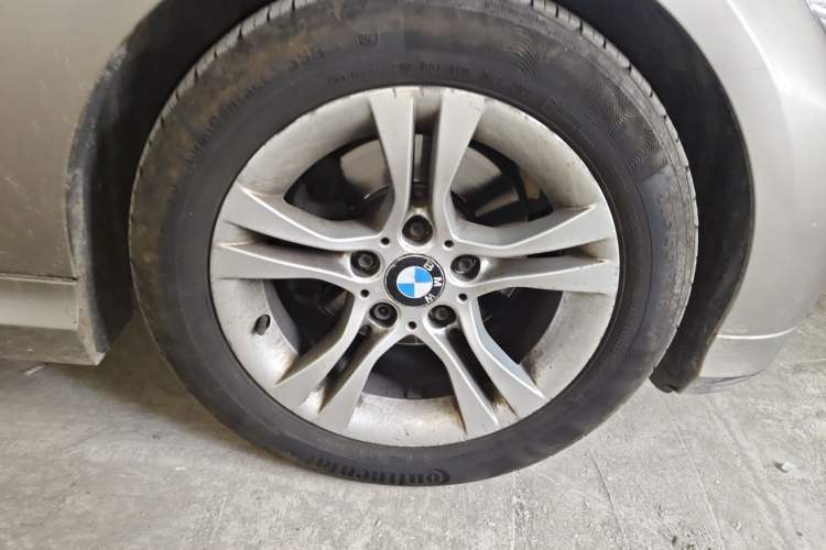 Used BMW 3 Series 2012 318i Leading Model Right Front Wheel Hub