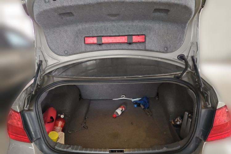 Used BMW 3 Series 2012 318i Leading Model Trunk