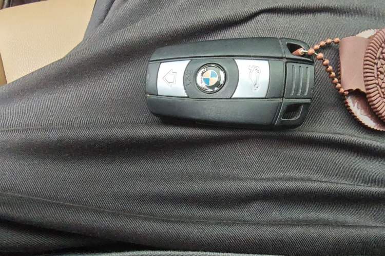 Used BMW 3 Series 2012 318i Leading Model Vehicle Key