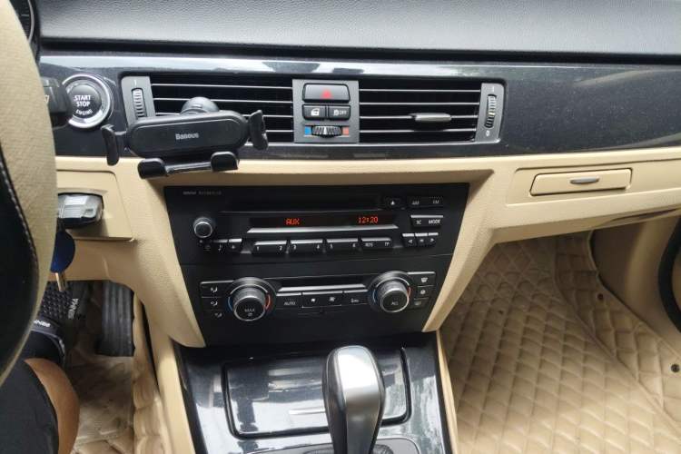 Used BMW 3 Series 2012 318i Leading Model Audio And AC Panel