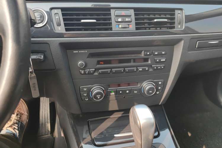 Used BMW 3 Series 2012 318i Leading Model Audio And AC Panel
