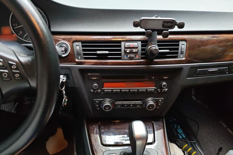 Used BMW 3 Series 2012 320i Sport Edition Audio And AC Panel