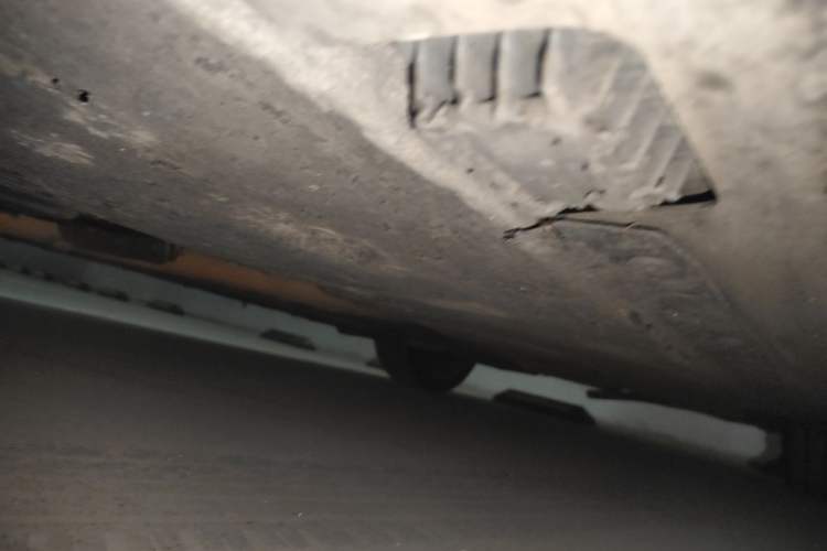 Used BMW 3 Series 2012 325i Luxury Edition Chassis Front Left
