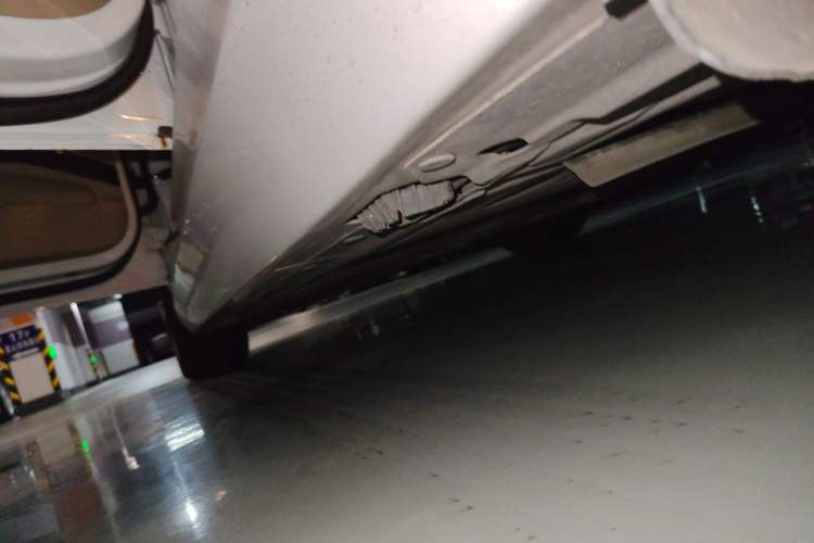 Used BMW 3 Series 2012 325i Luxury Edition Chassis Rear Left
