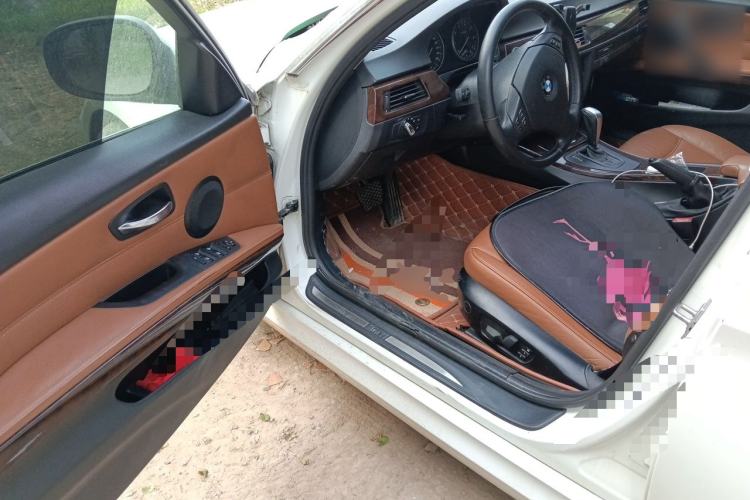 Used BMW 3 Series 2012 320i Sport Edition Driver Seat