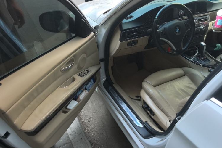 Used BMW 3 Series 2012 325i Luxury Edition Driver Seat