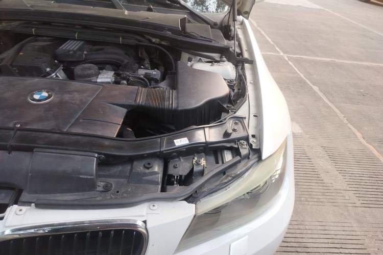 Used BMW 3 Series 2012 318i Leading Model Engine Bay Left