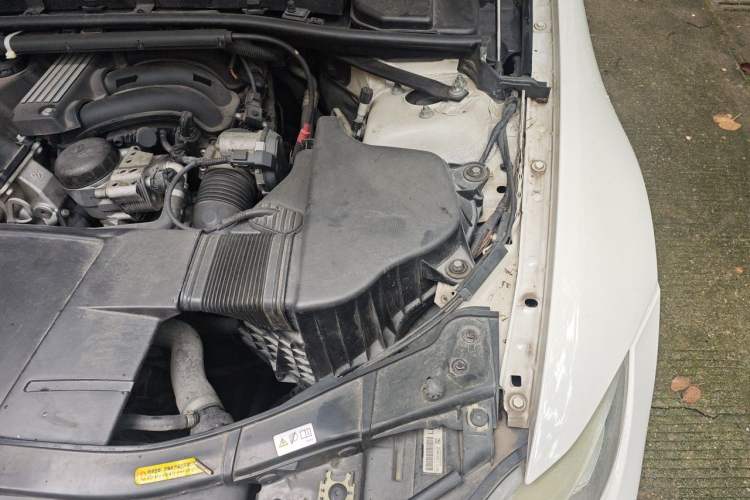Used BMW 3 Series 2012 318i Leading Model Engine Bay Left