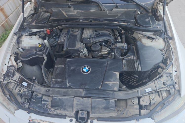 Used BMW 3 Series 2012 320i Luxury Edition Engine Bay