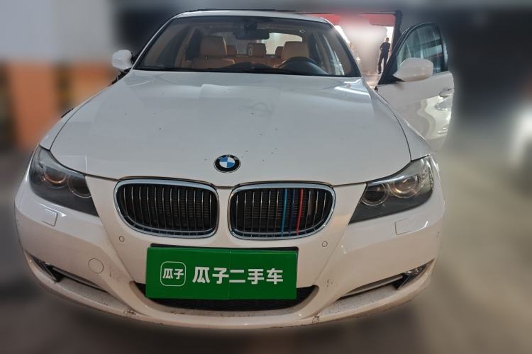 Used BMW 3 Series 2012 320i Luxury Edition Front