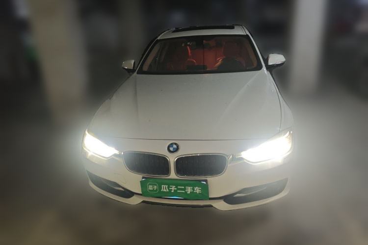Used BMW 3 Series 2012 320i Luxury Edition Front