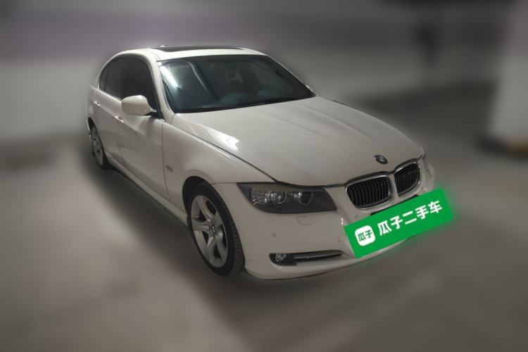 Used BMW 3 Series 2012 325i Luxury Edition Front Right 45 Deg