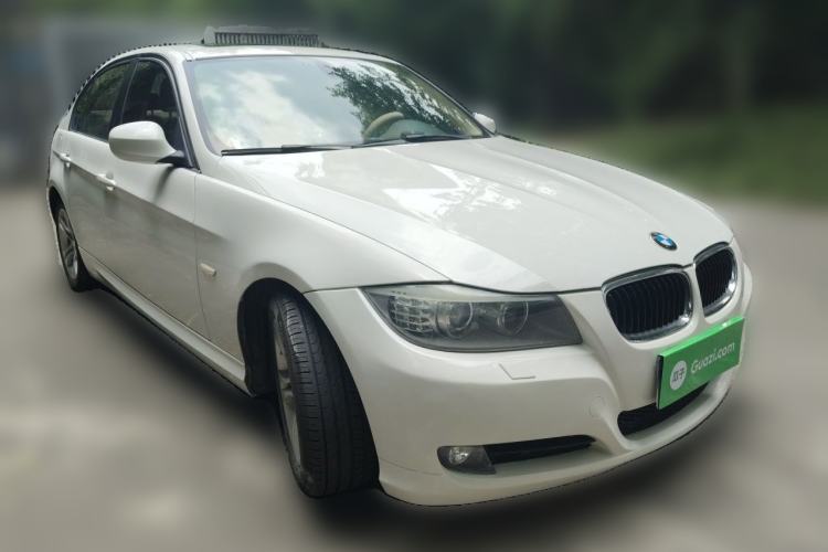 Used BMW 3 Series 2012 318i Leading Model Front Right 45 Deg
