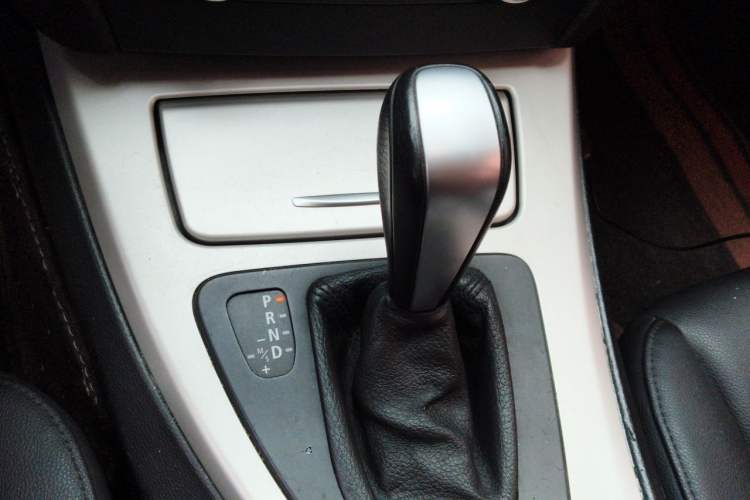 Used BMW 3 Series 2012 318i Leading Model Gear Lever