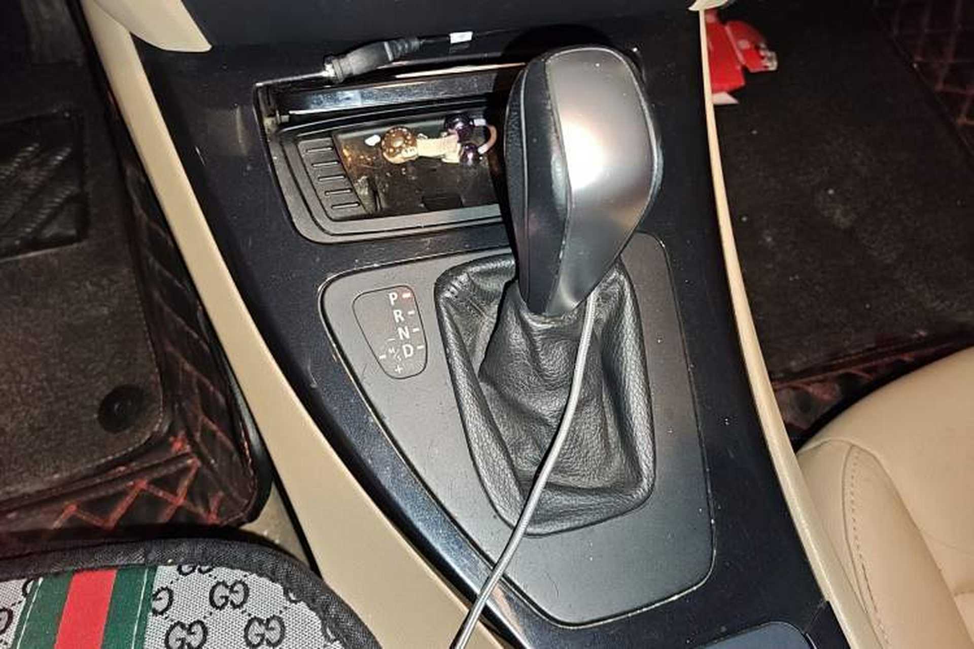 Used BMW 3 Series 2012 318i Leading Model Gear Lever