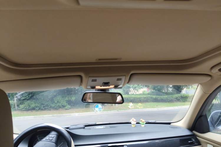 Used BMW 3 Series 2012 318i Leading Model Headliner