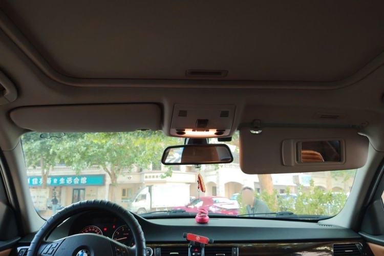 Used BMW 3 Series 2012 320i Sport Edition Headliner
