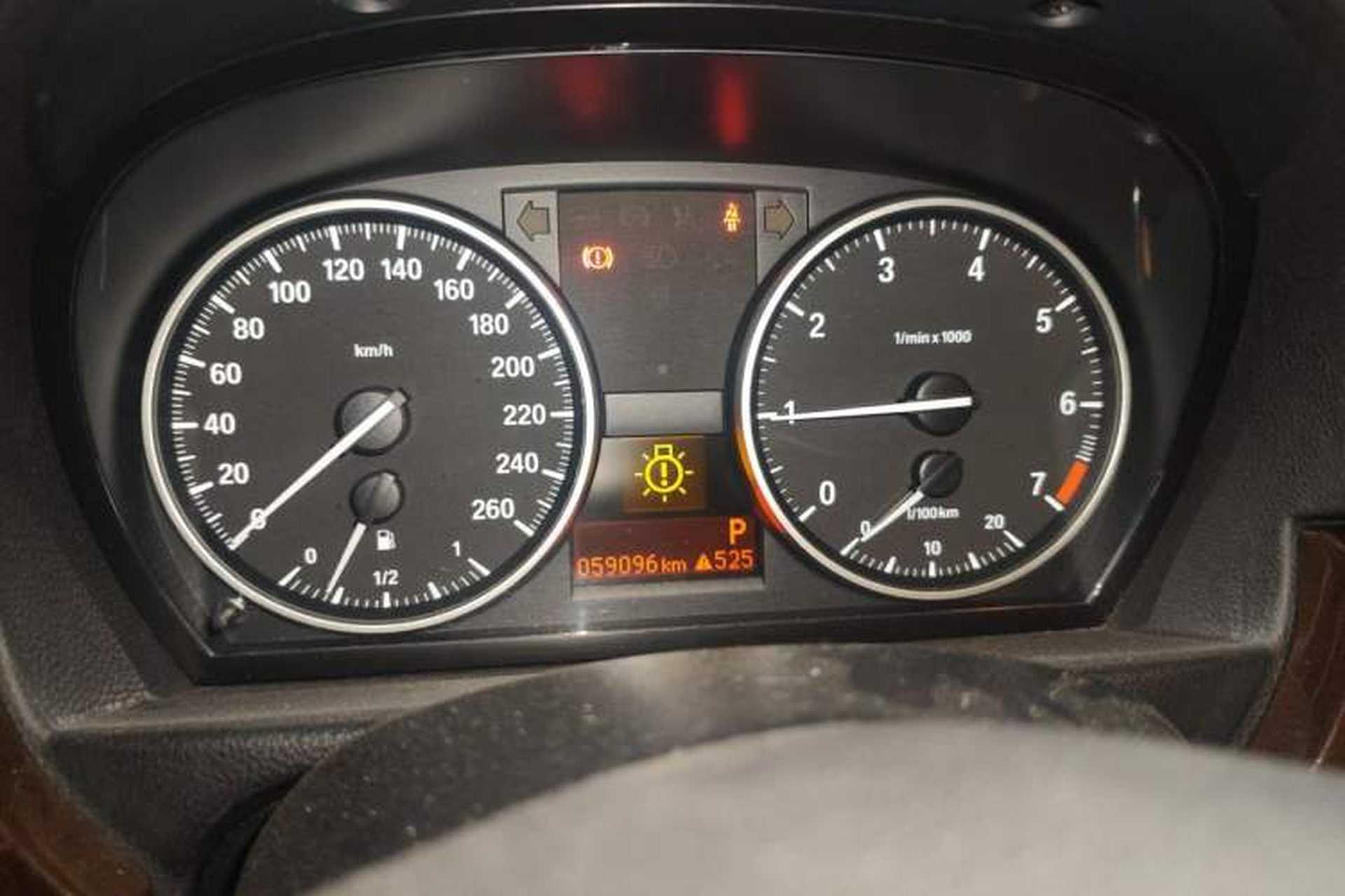 Used BMW 3 Series 2012 320i Sport Edition Instrument Cluster