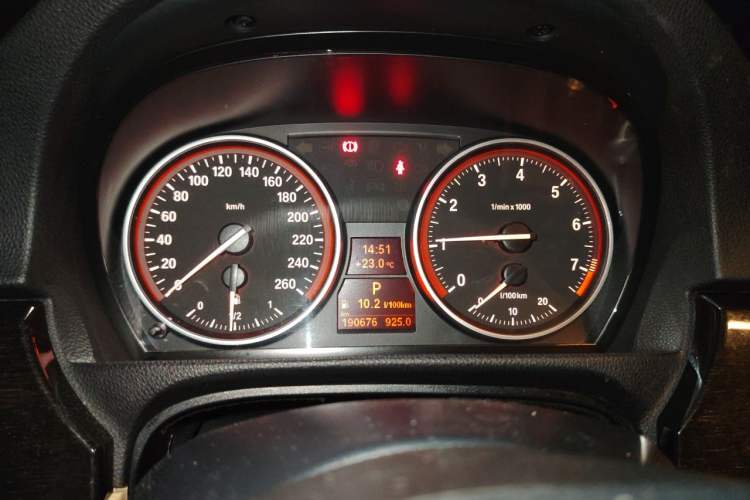 Used BMW 3 Series 2012 325i Luxury Edition Instrument Cluster
