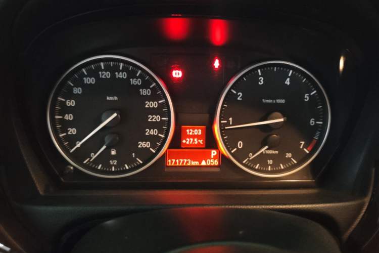 Used BMW 3 Series 2012 320i Sport Edition Instrument Cluster